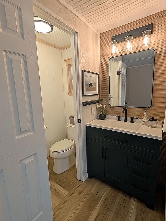 1218 E Cleveland Ave #30, Madera, CA 93638