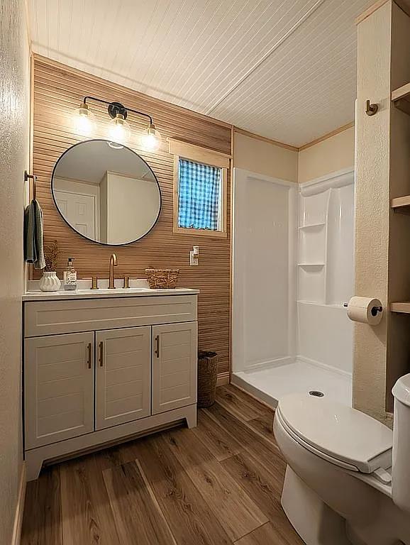 1218 E Cleveland Ave #30, Madera, CA 93638