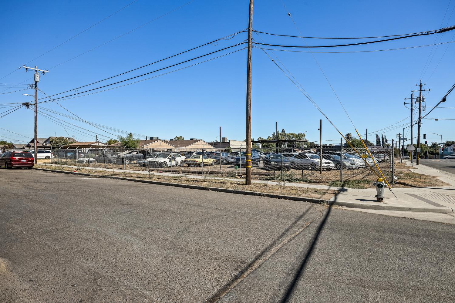 4505 E Belmont Ave, Fresno, CA 93702