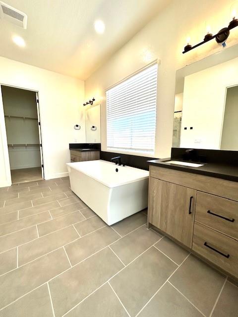 1684 Heirloom Avenue, Clovis, CA 93619