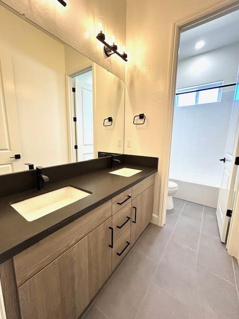 1684 Heirloom Avenue, Clovis, CA 93619