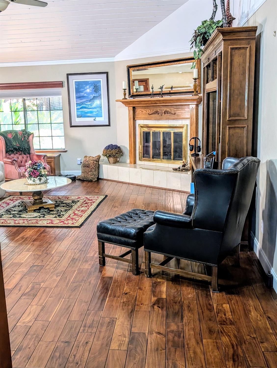 8448 N Bond St, Fresno, CA 93720