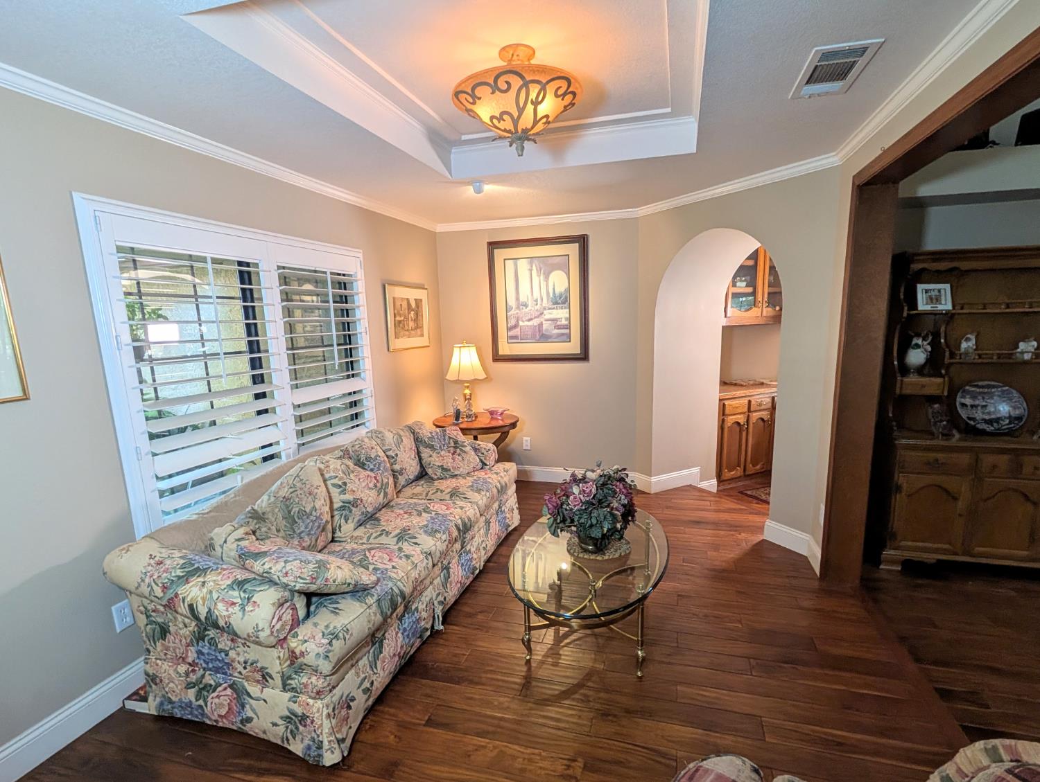 8448 N Bond St, Fresno, CA 93720