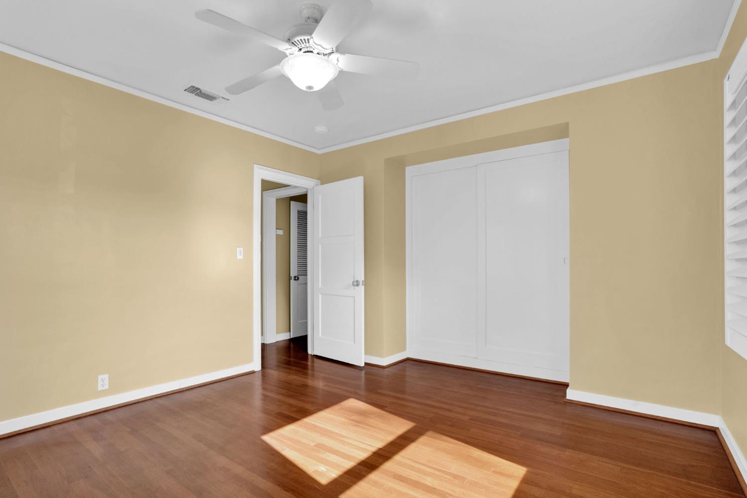 741 E Rialto Ave, Fresno, CA 93704