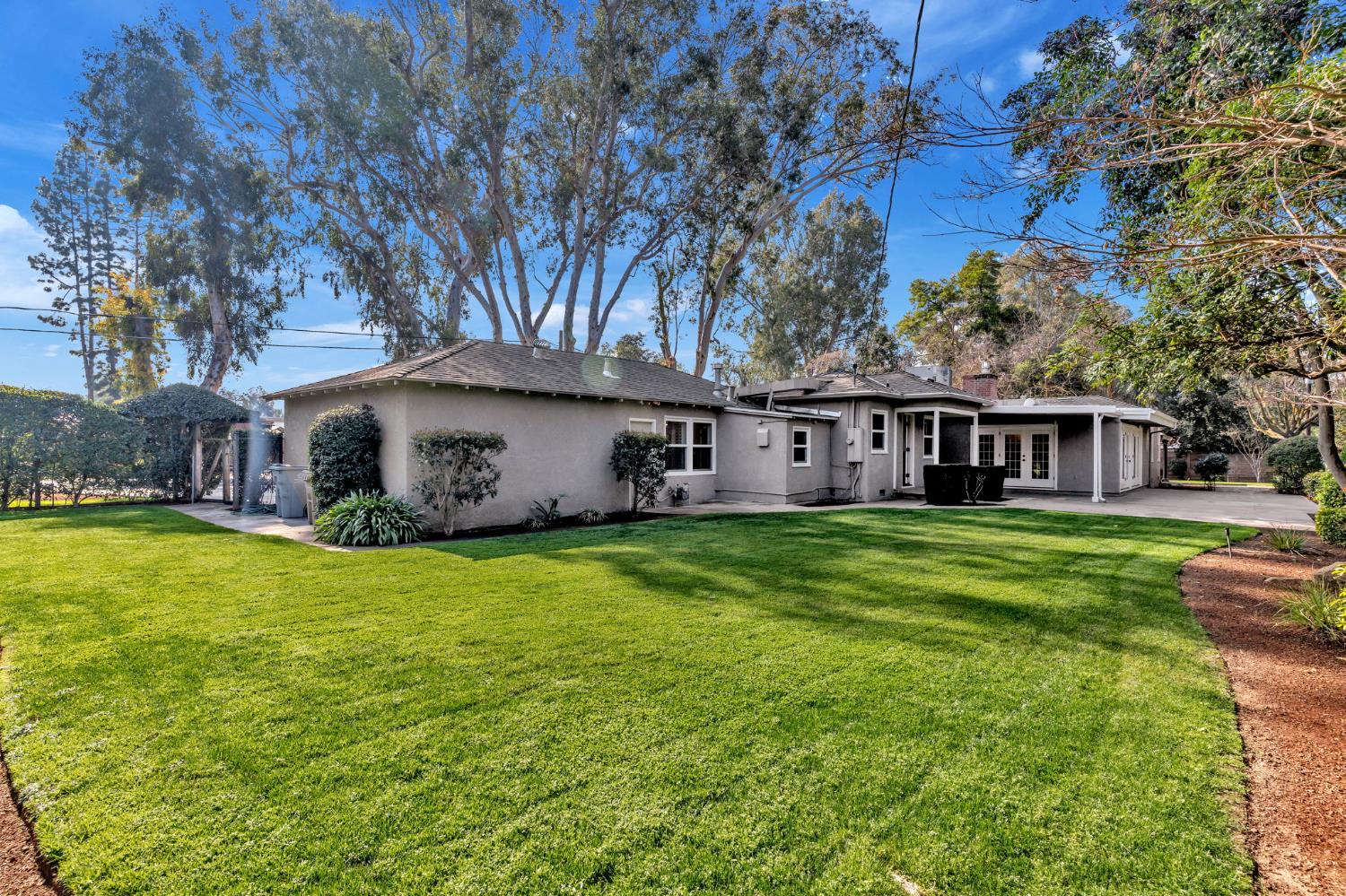 741 E Rialto Ave, Fresno, CA 93704