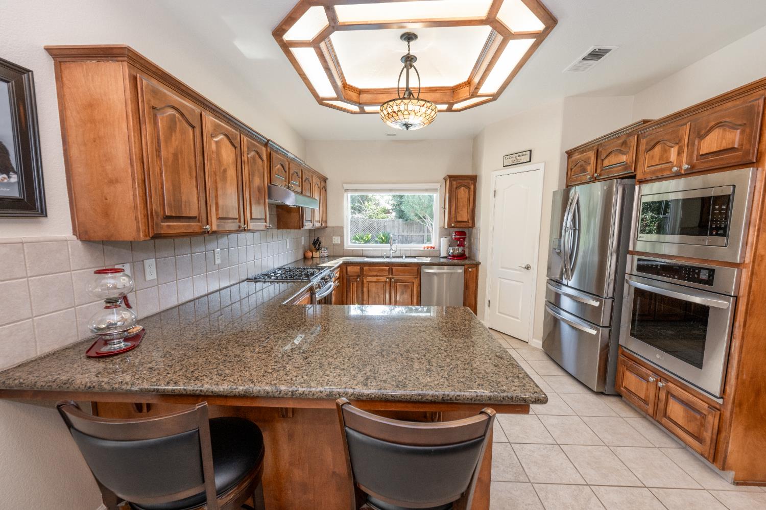 334 Vermont Ave, Clovis, CA 93619