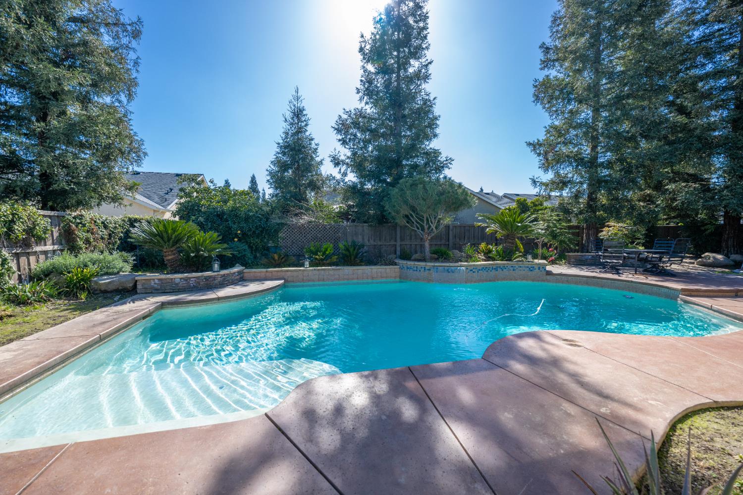 334 Vermont Ave, Clovis, CA 93619