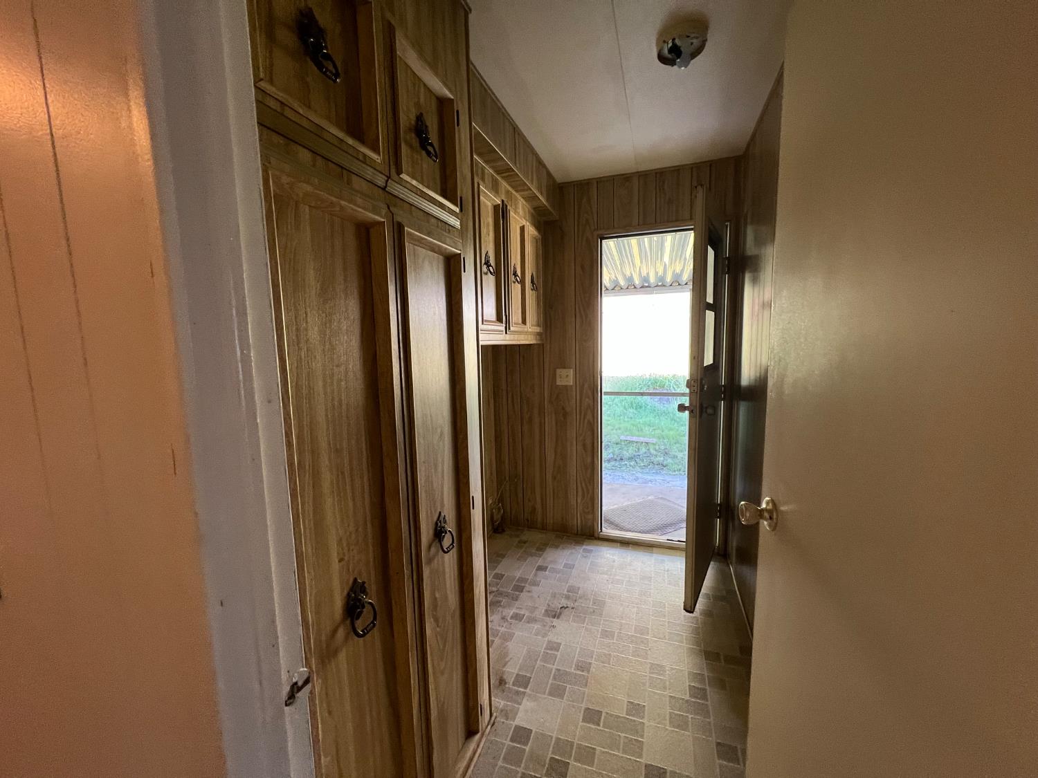 37129 Pebble Ln, Yokuts Valley, CA 93675