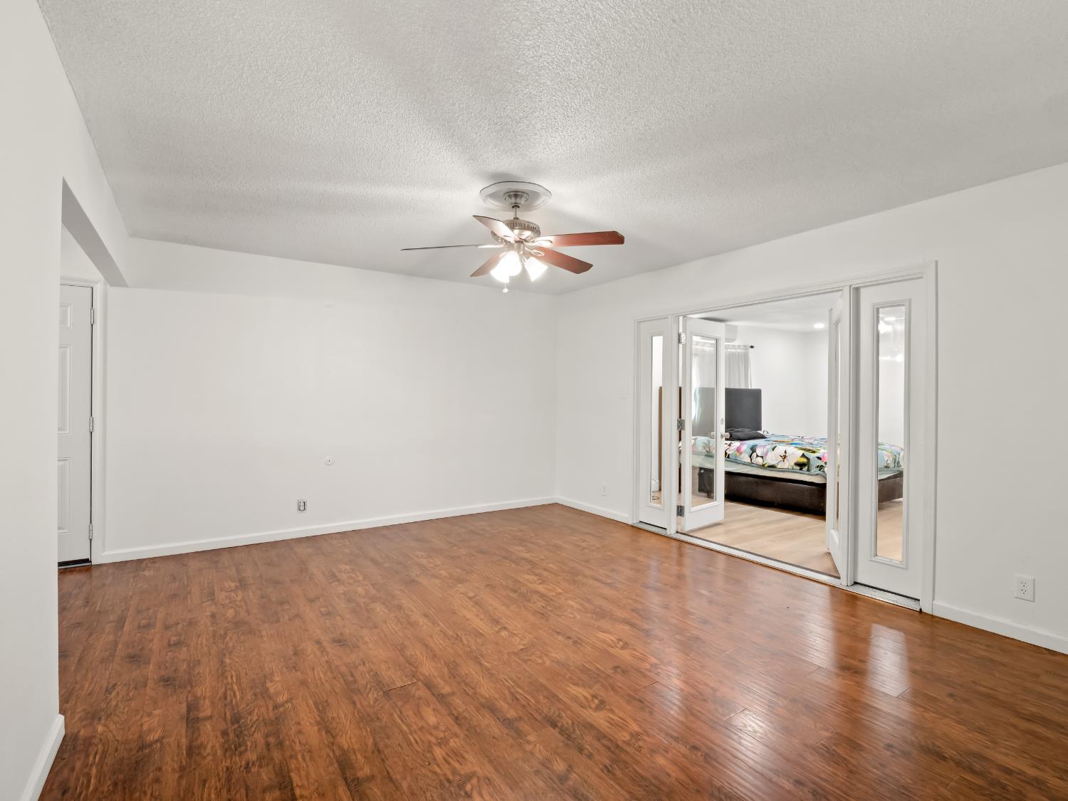 2337 S Maple Ave, Fresno, CA 93725