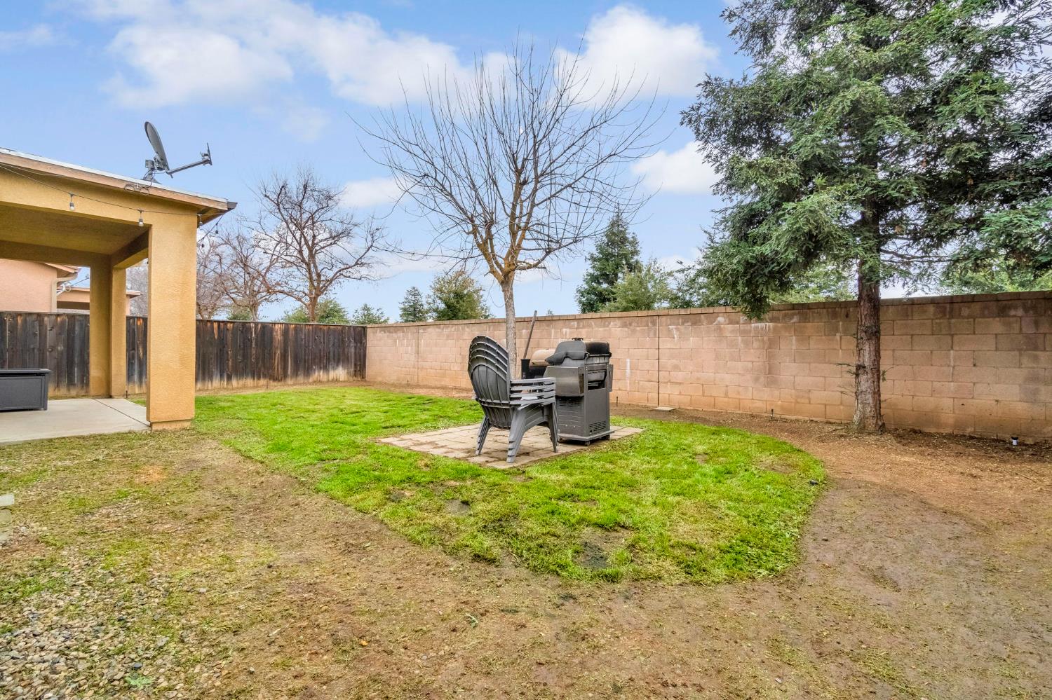 3940 Chessa Ln, Clovis, CA 93619