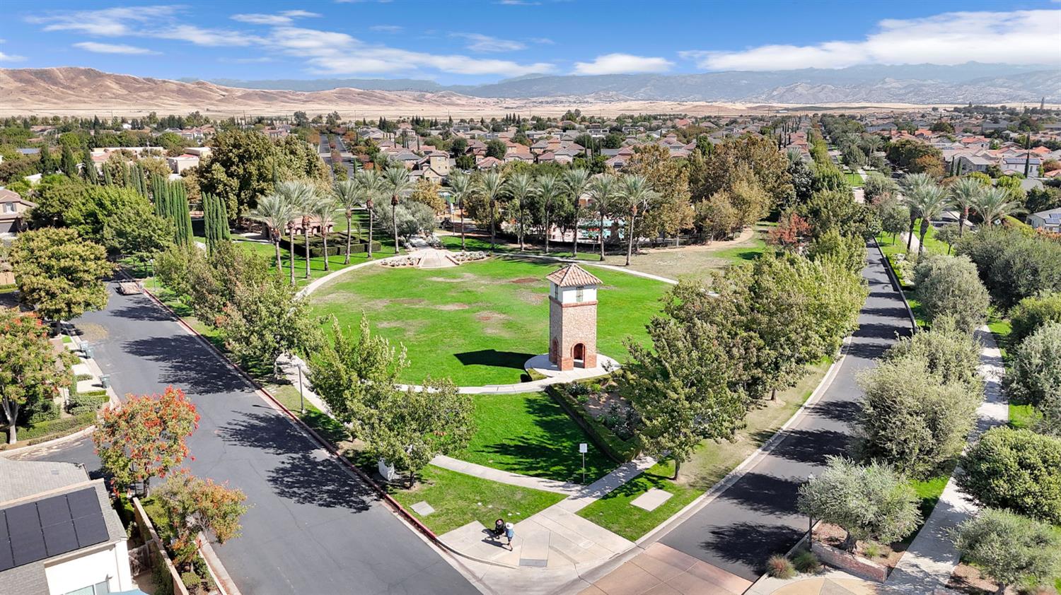 3940 Chessa Ln, Clovis, CA 93619