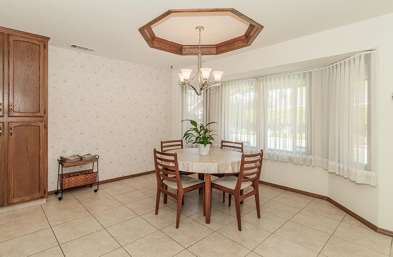 7355 N Pacific Ave, Fresno, CA 93711