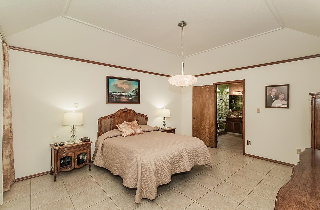 7355 N Pacific Ave, Fresno, CA 93711