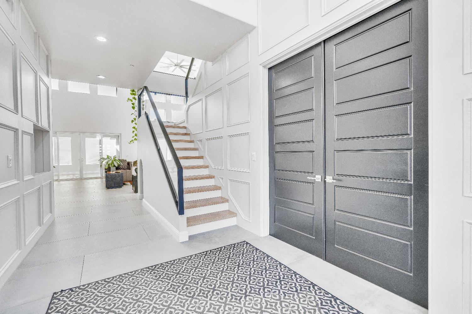 402 S Michelle Ave, Kerman, CA 93630