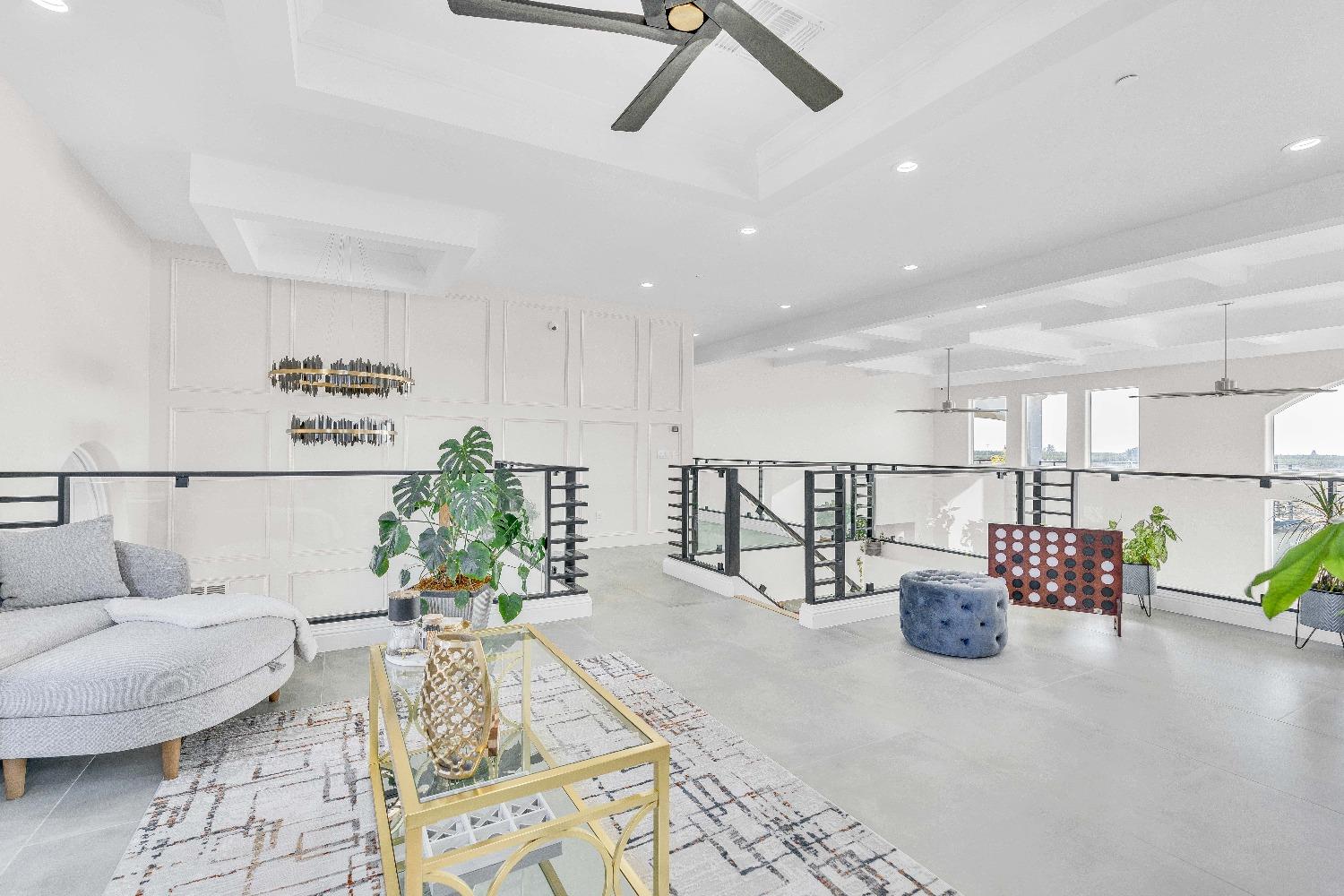 402 S Michelle Ave, Kerman, CA 93630