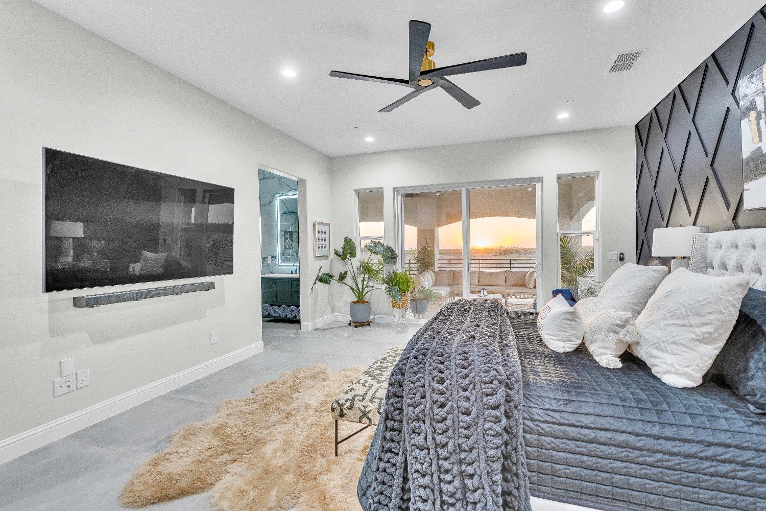 402 S Michelle Ave, Kerman, CA 93630