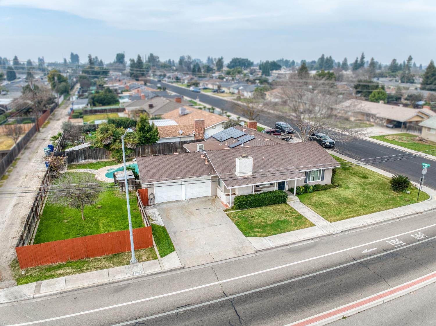 1175 N Frankwood Ave, Reedley, CA 93654