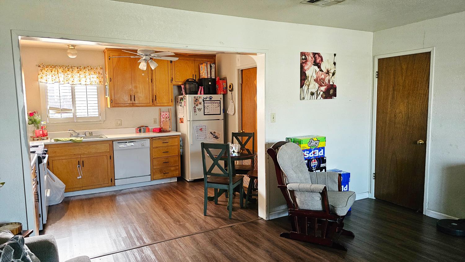 1526 8Th St, Firebaugh, CA 93622