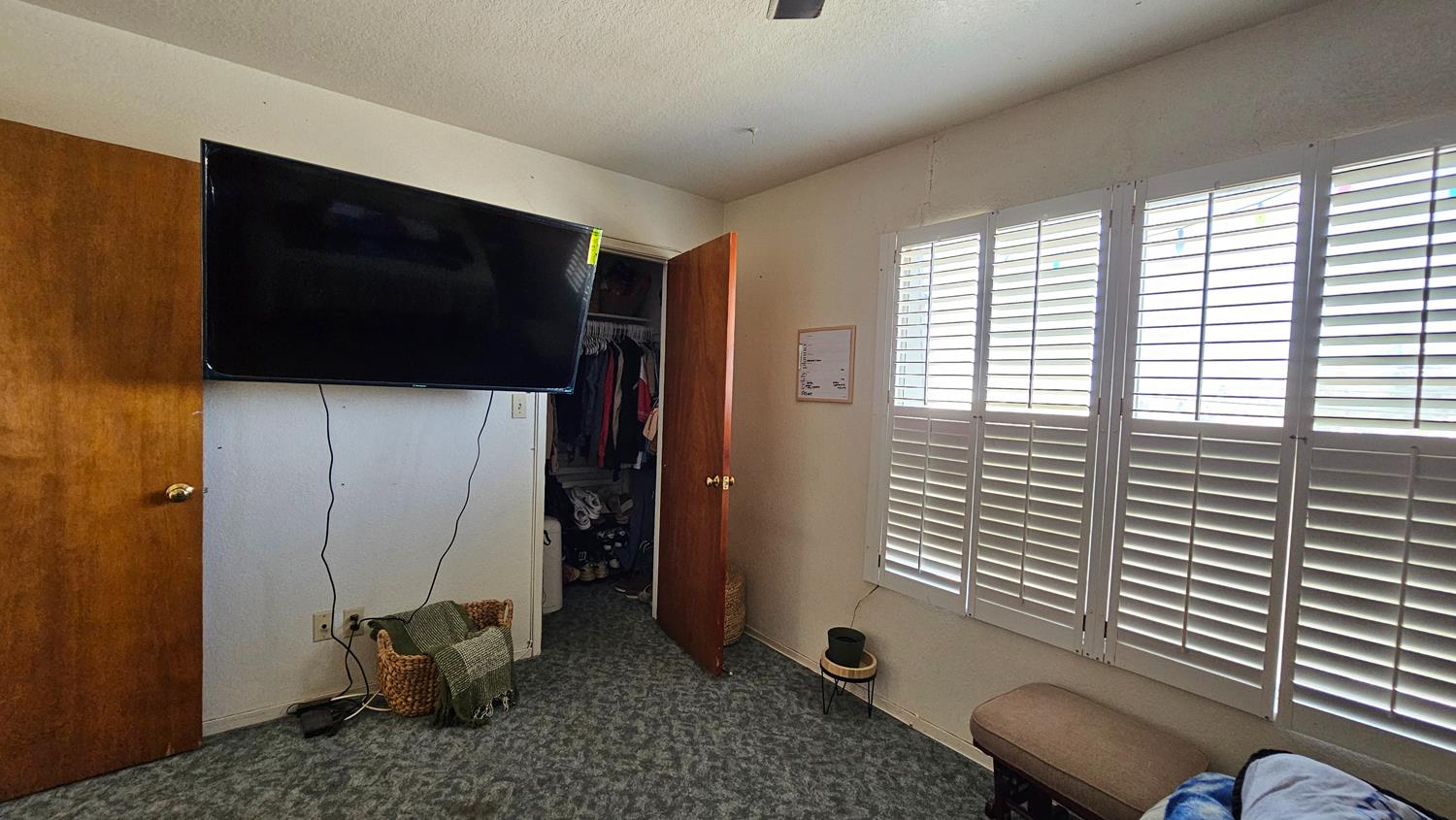 1526 8Th St, Firebaugh, CA 93622