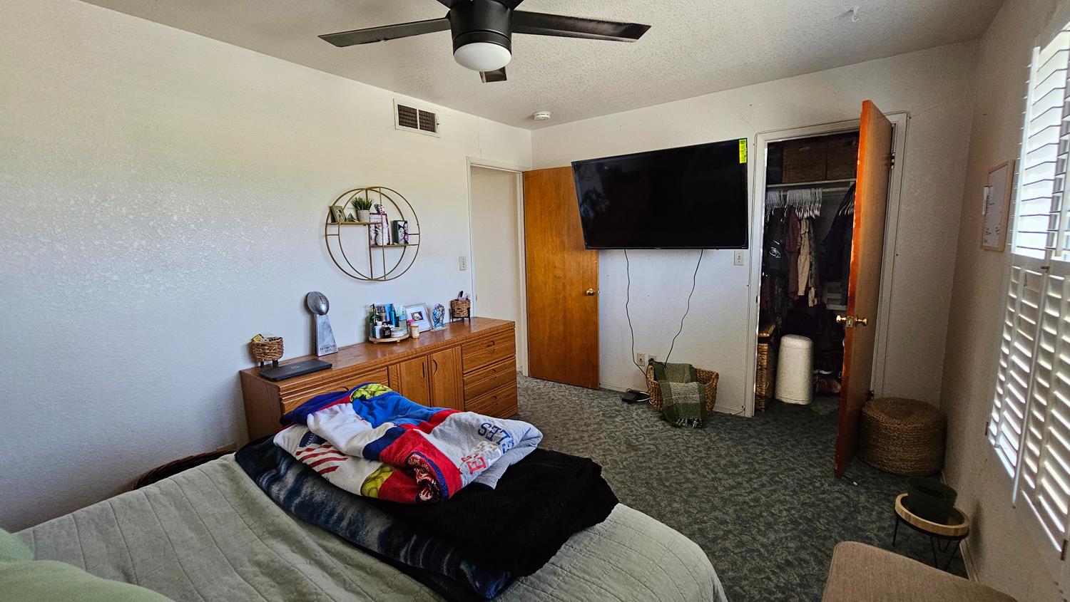 1526 8Th St, Firebaugh, CA 93622