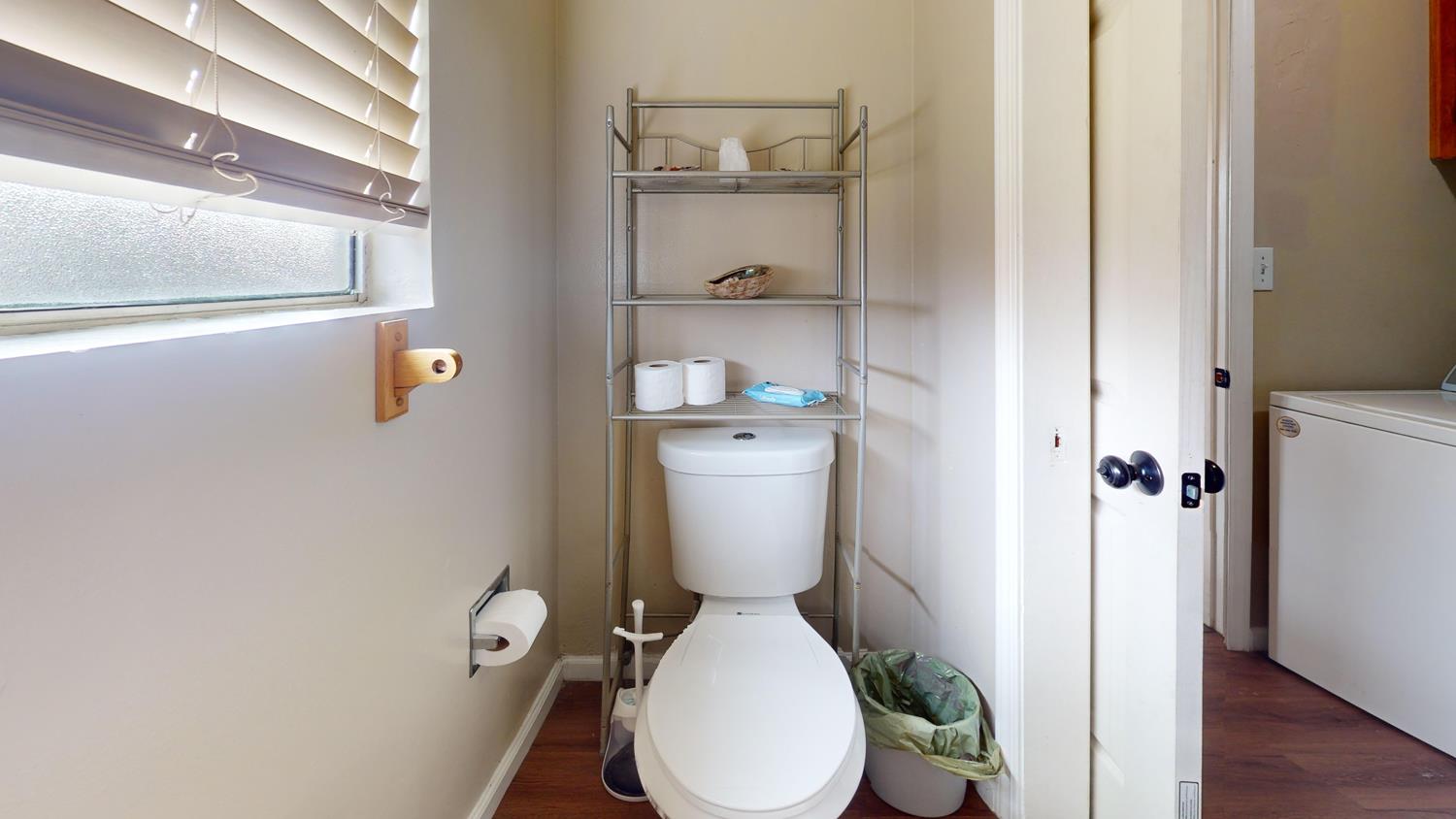 1526 8Th St, Firebaugh, CA 93622