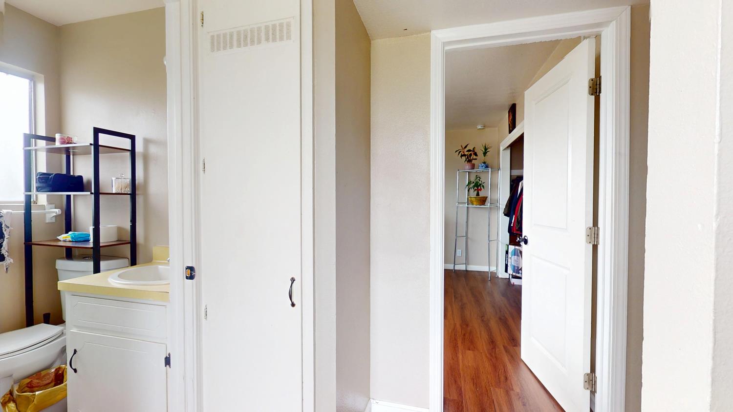 1526 8Th St, Firebaugh, CA 93622