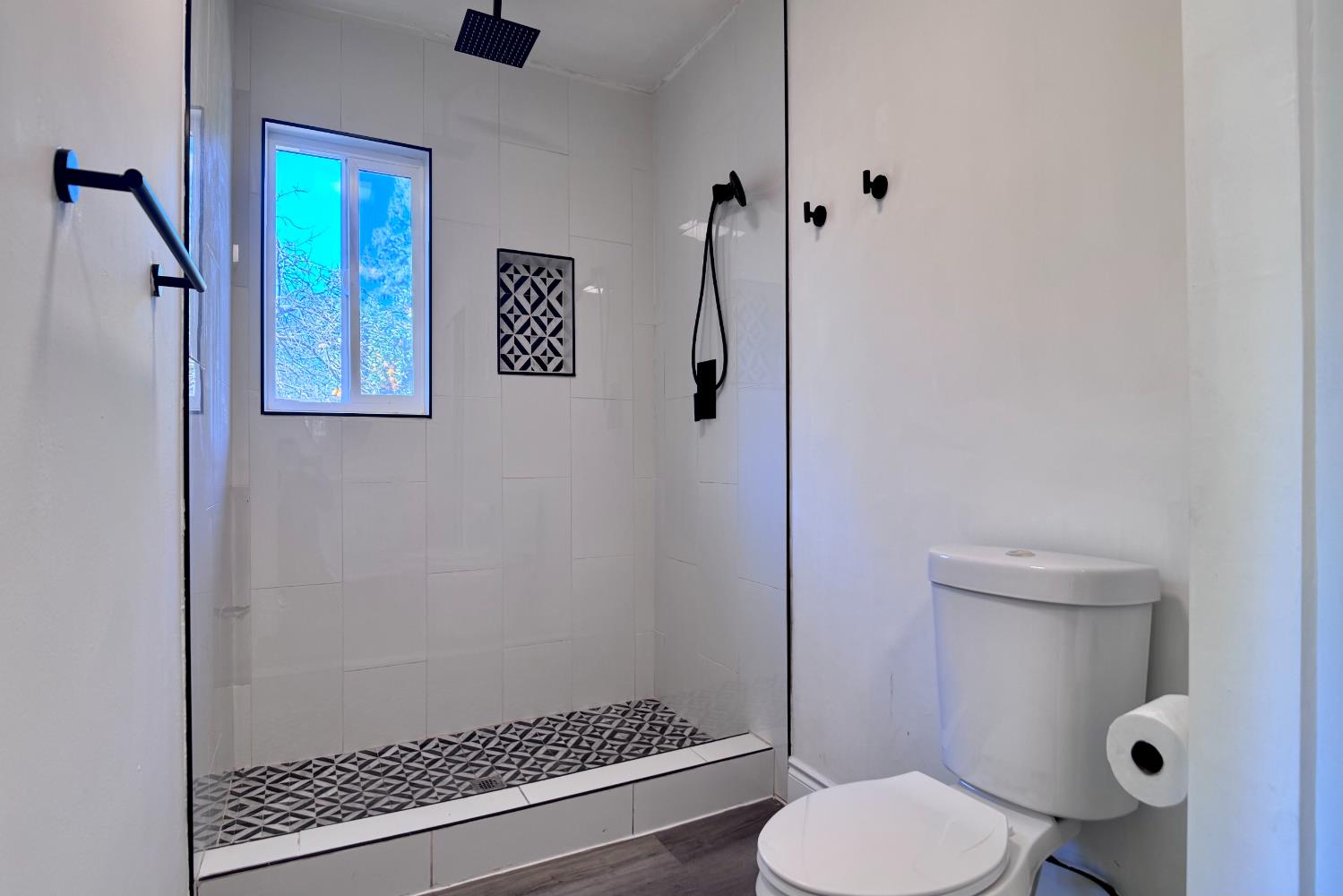 1765 W Barstow Ave, Fresno, CA 93711