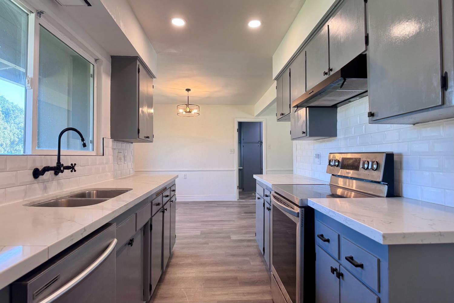 1765 W Barstow Ave, Fresno, CA 93711