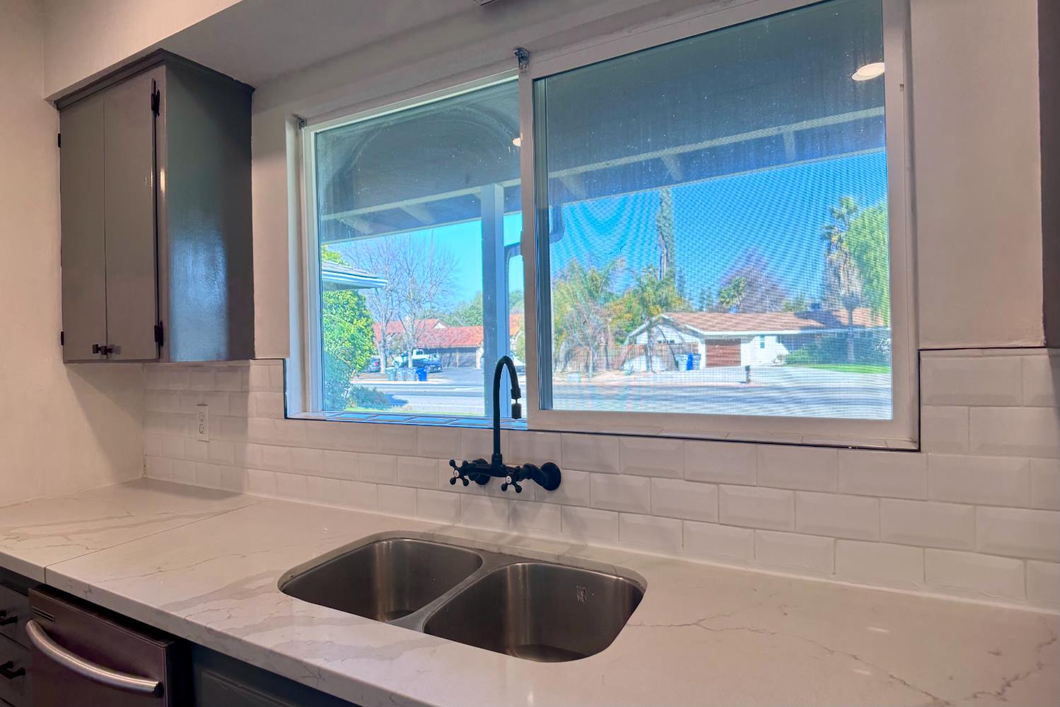 1765 W Barstow Ave, Fresno, CA 93711