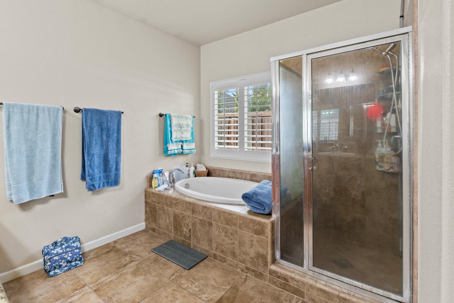 7287 W San Bruno Ave, Fresno, CA 93723