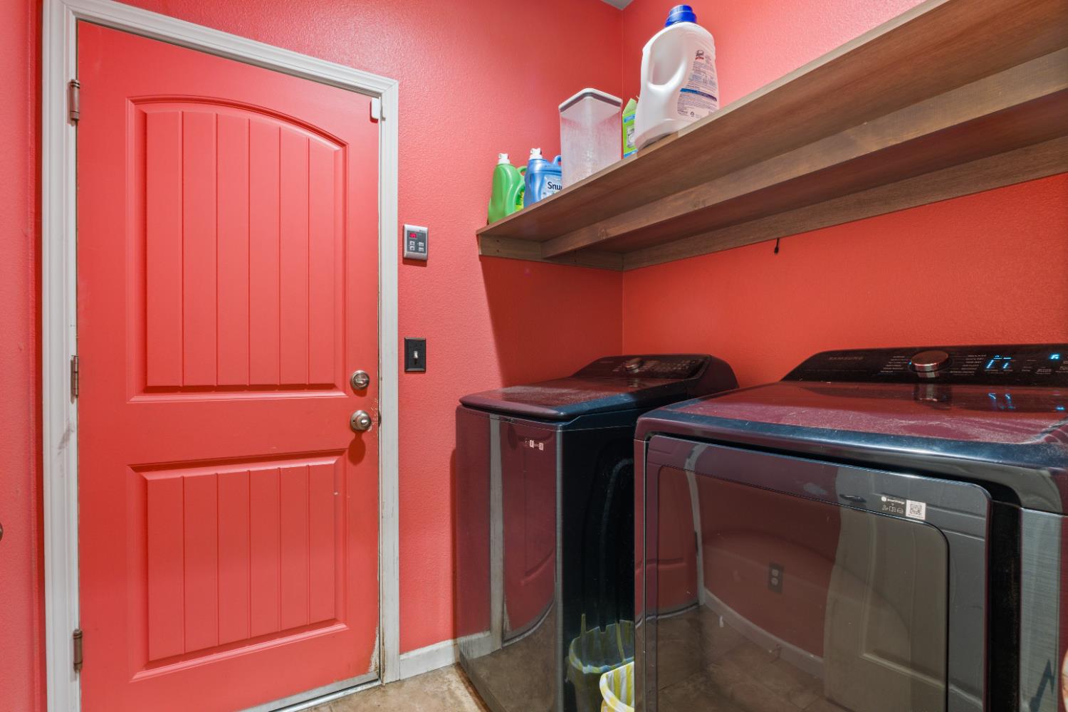 7287 W San Bruno Ave, Fresno, CA 93723