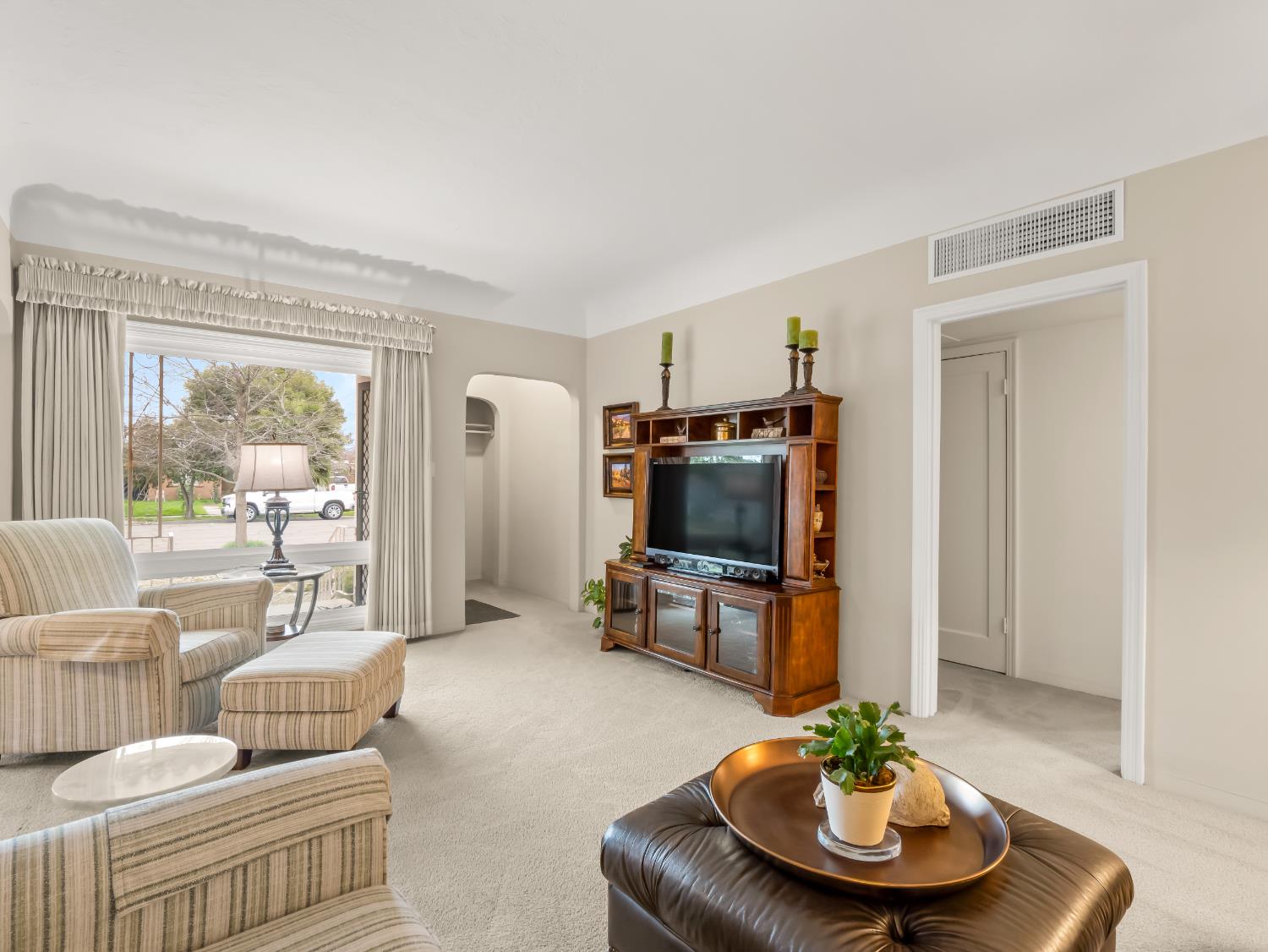 3533 E Alta Ave, Fresno, CA 93702