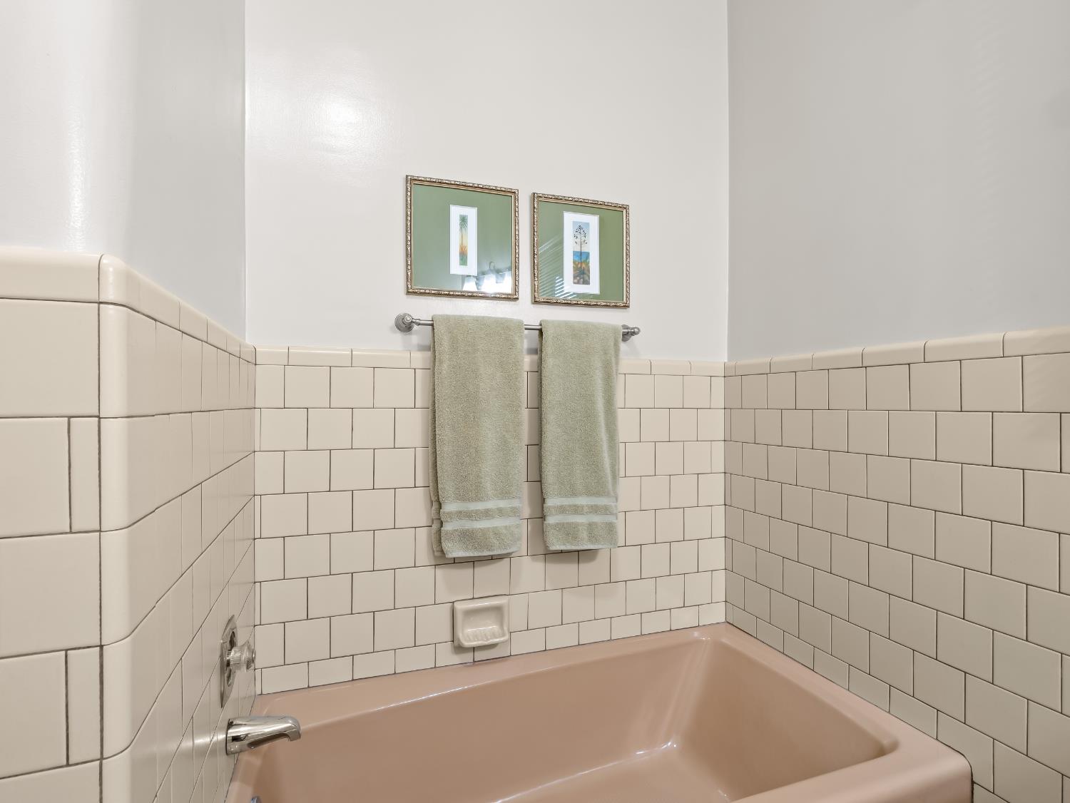 3533 E Alta Ave, Fresno, CA 93702