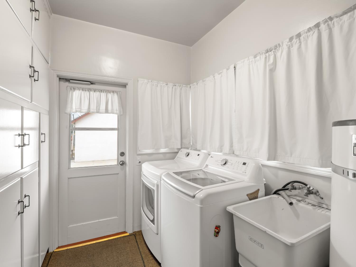 3533 E Alta Ave, Fresno, CA 93702