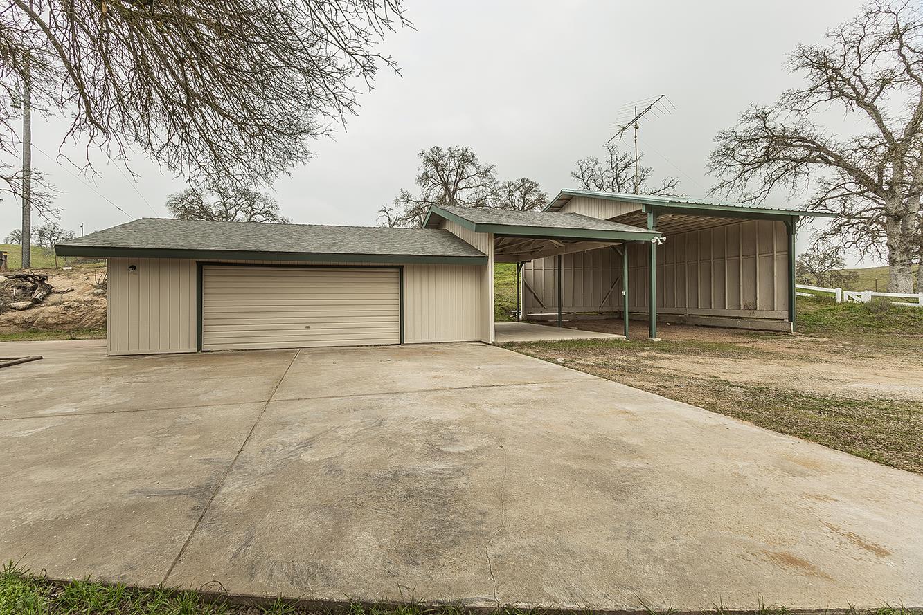 10562 Millerton Rd, Clovis, CA 93619