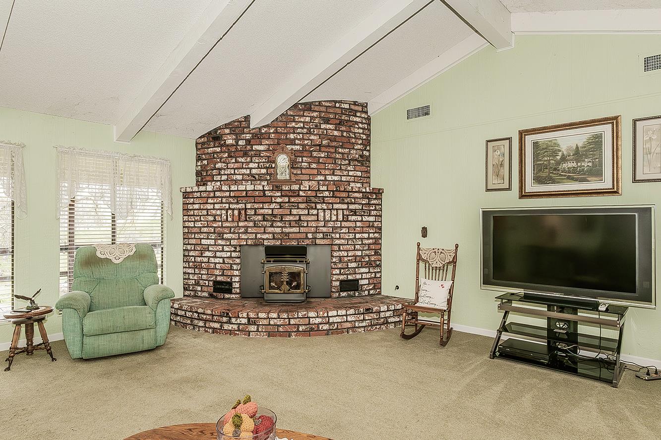 10562 Millerton Rd, Clovis, CA 93619