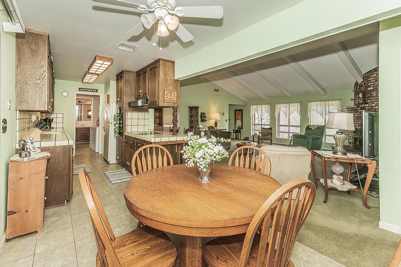 10562 Millerton Rd, Clovis, CA 93619