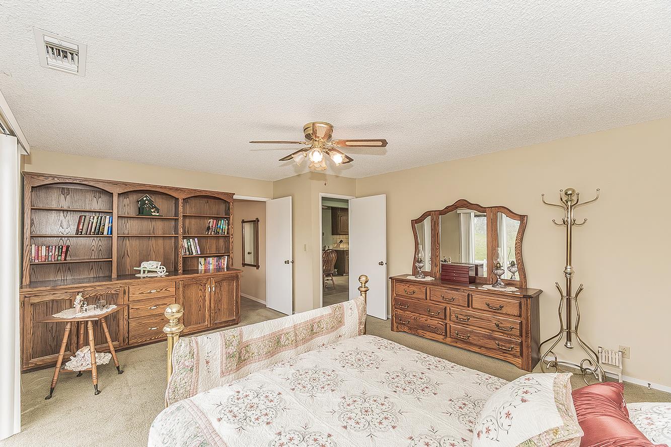 10562 Millerton Rd, Clovis, CA 93619