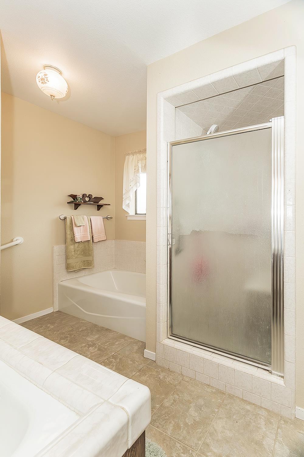 10562 Millerton Rd, Clovis, CA 93619