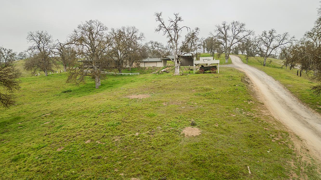 10562 Millerton Rd, Clovis, CA 93619