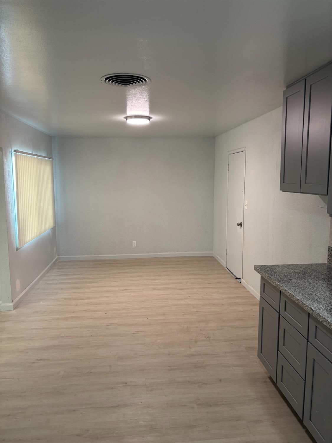 1353 N Adler Ave, Fresno, CA 93727