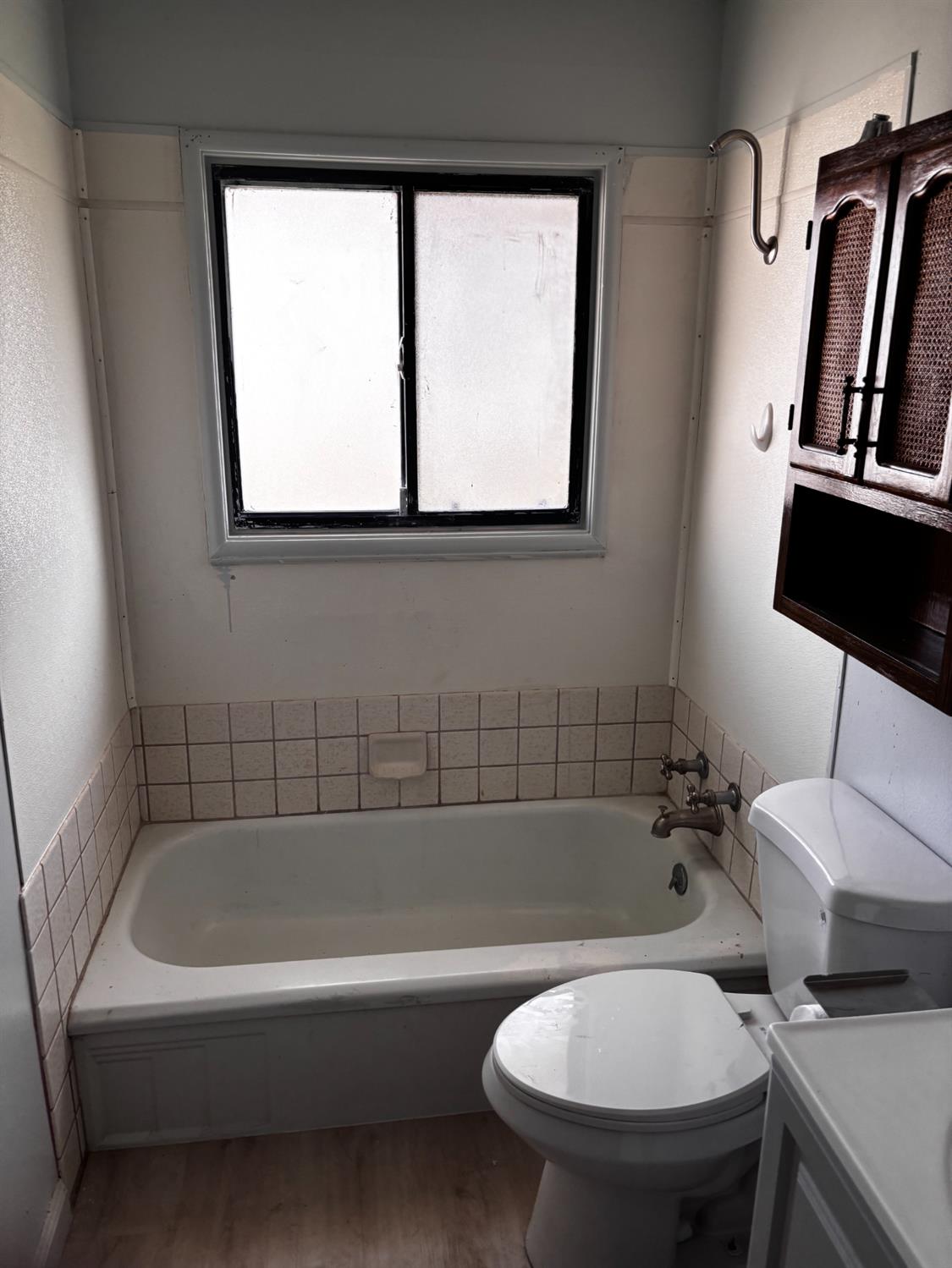 1353 N Adler Ave, Fresno, CA 93727