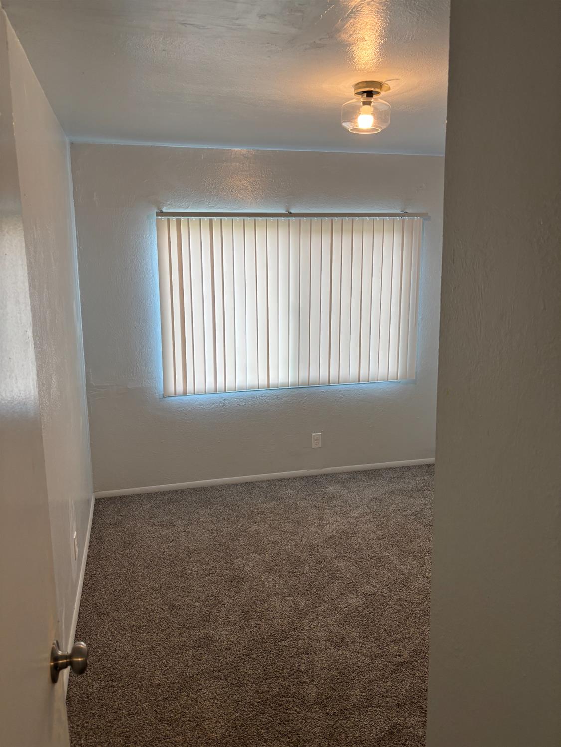 1353 N Adler Ave, Fresno, CA 93727