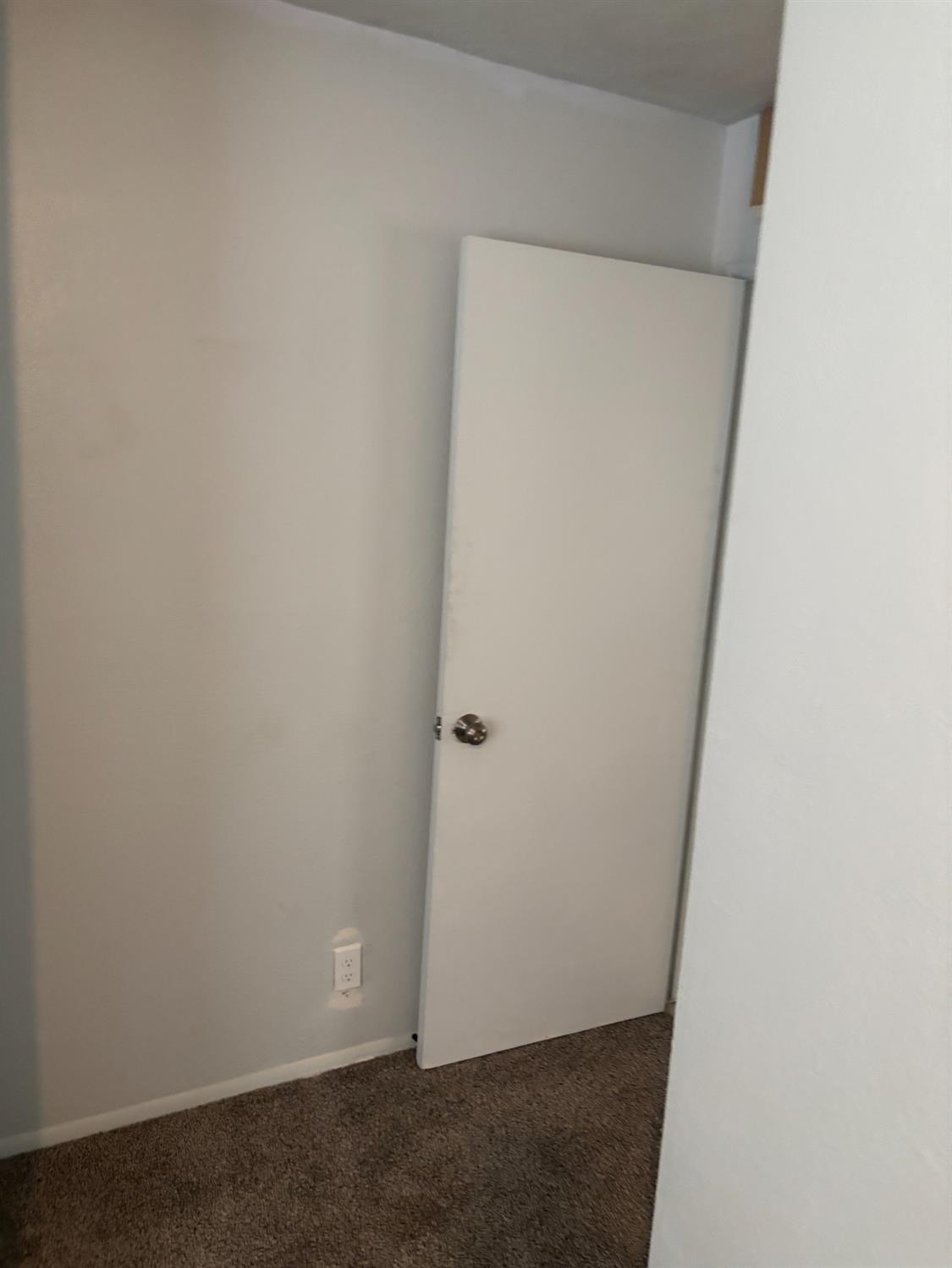 1353 N Adler Ave, Fresno, CA 93727