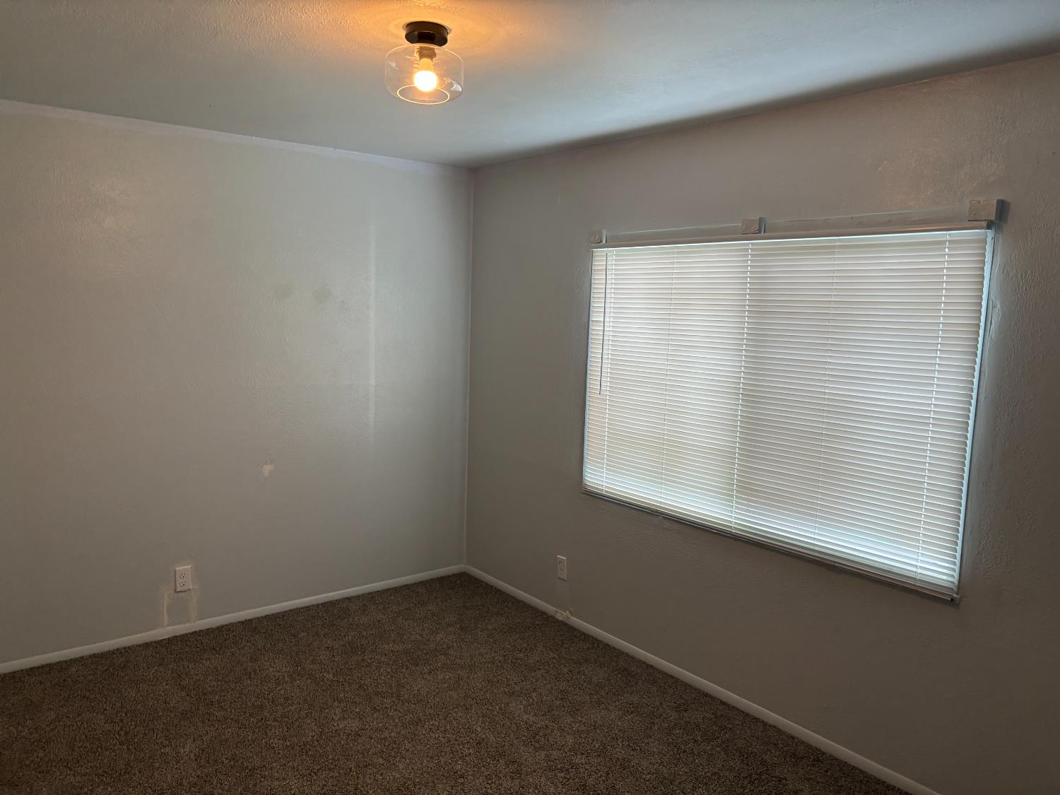 1353 N Adler Ave, Fresno, CA 93727