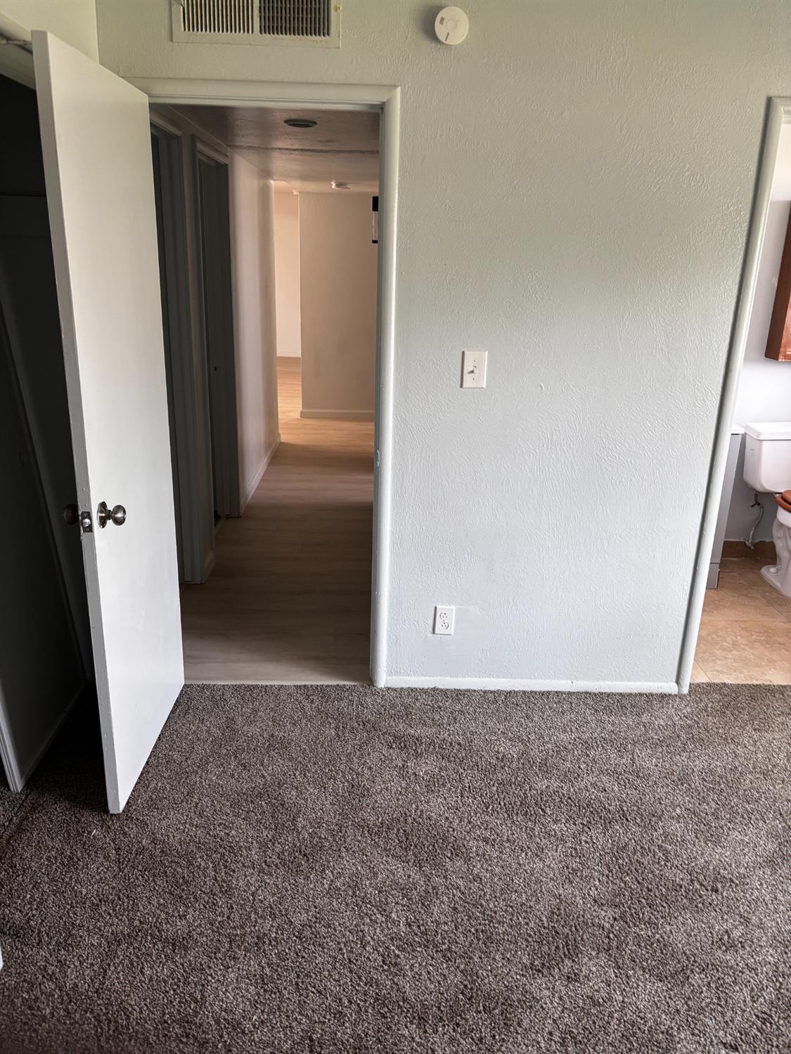 1353 N Adler Ave, Fresno, CA 93727