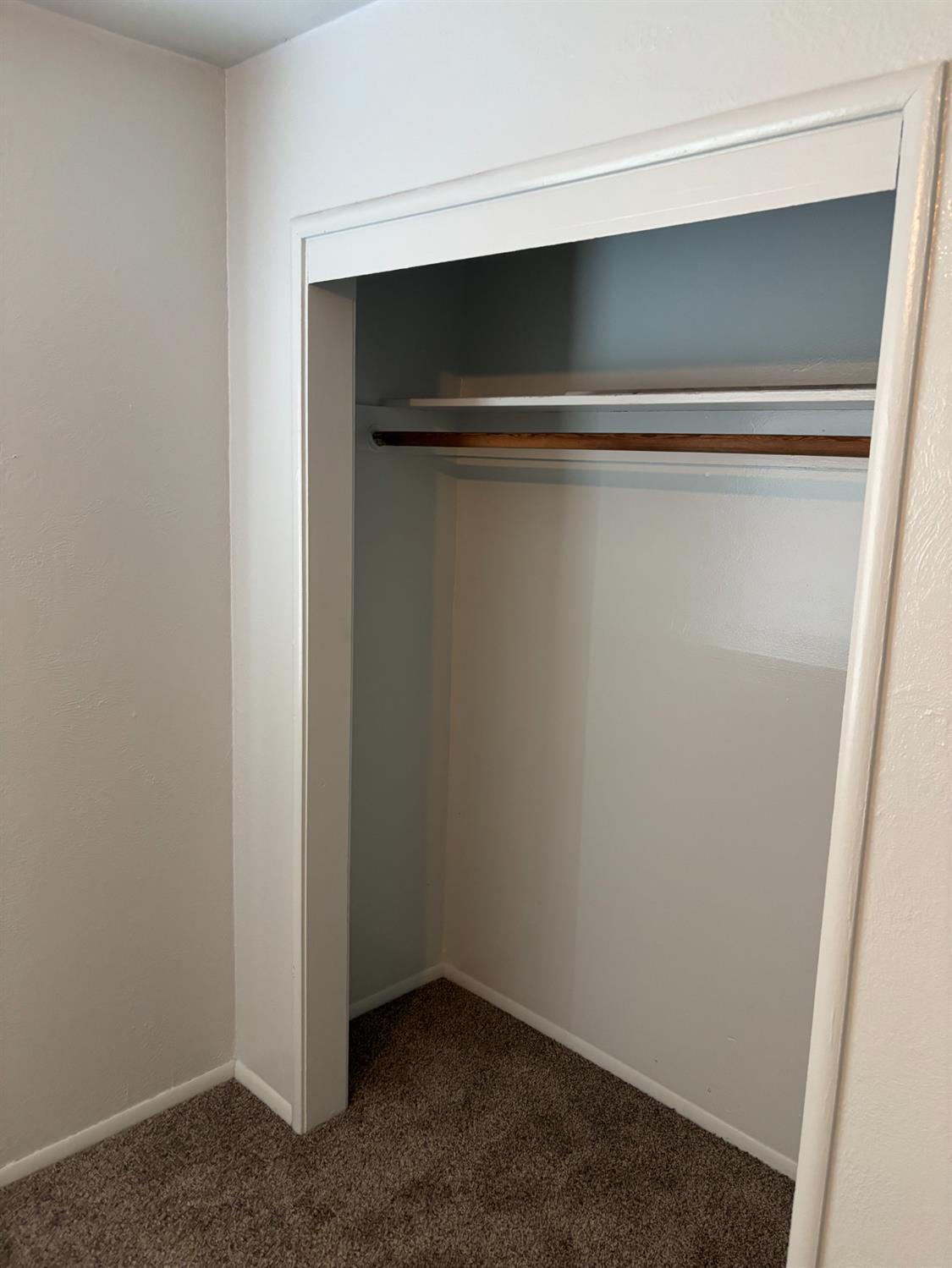 1353 N Adler Ave, Fresno, CA 93727