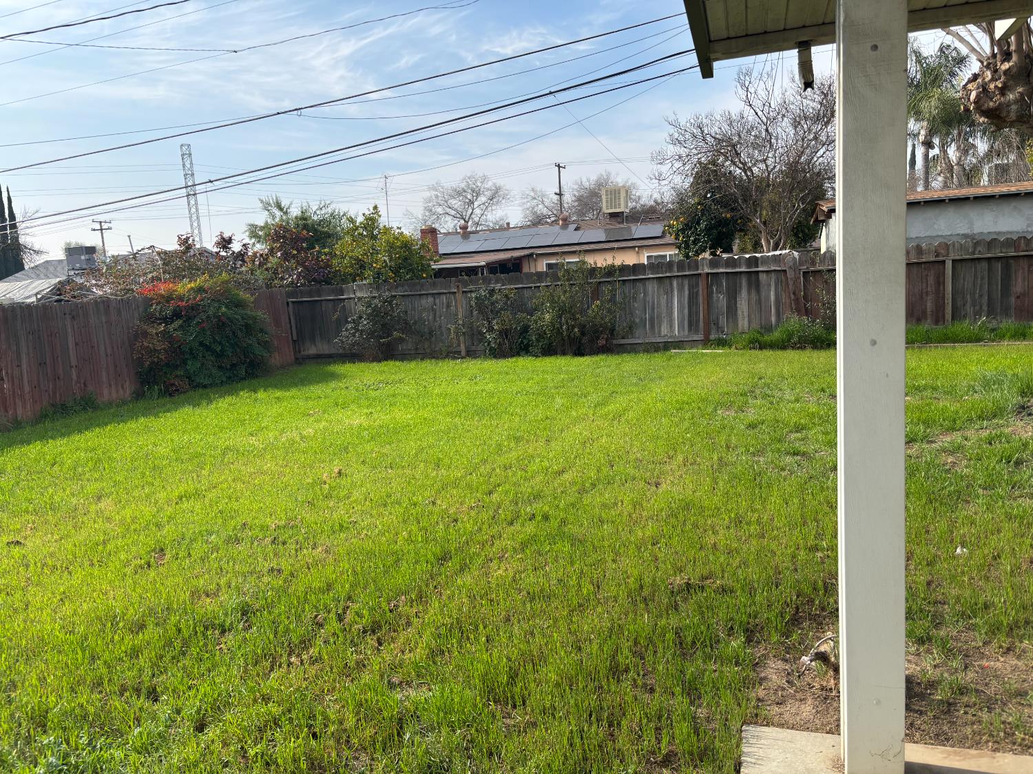 1353 N Adler Ave, Fresno, CA 93727