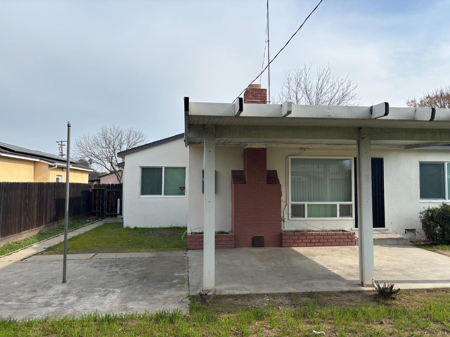 1353 N Adler Ave, Fresno, CA 93727