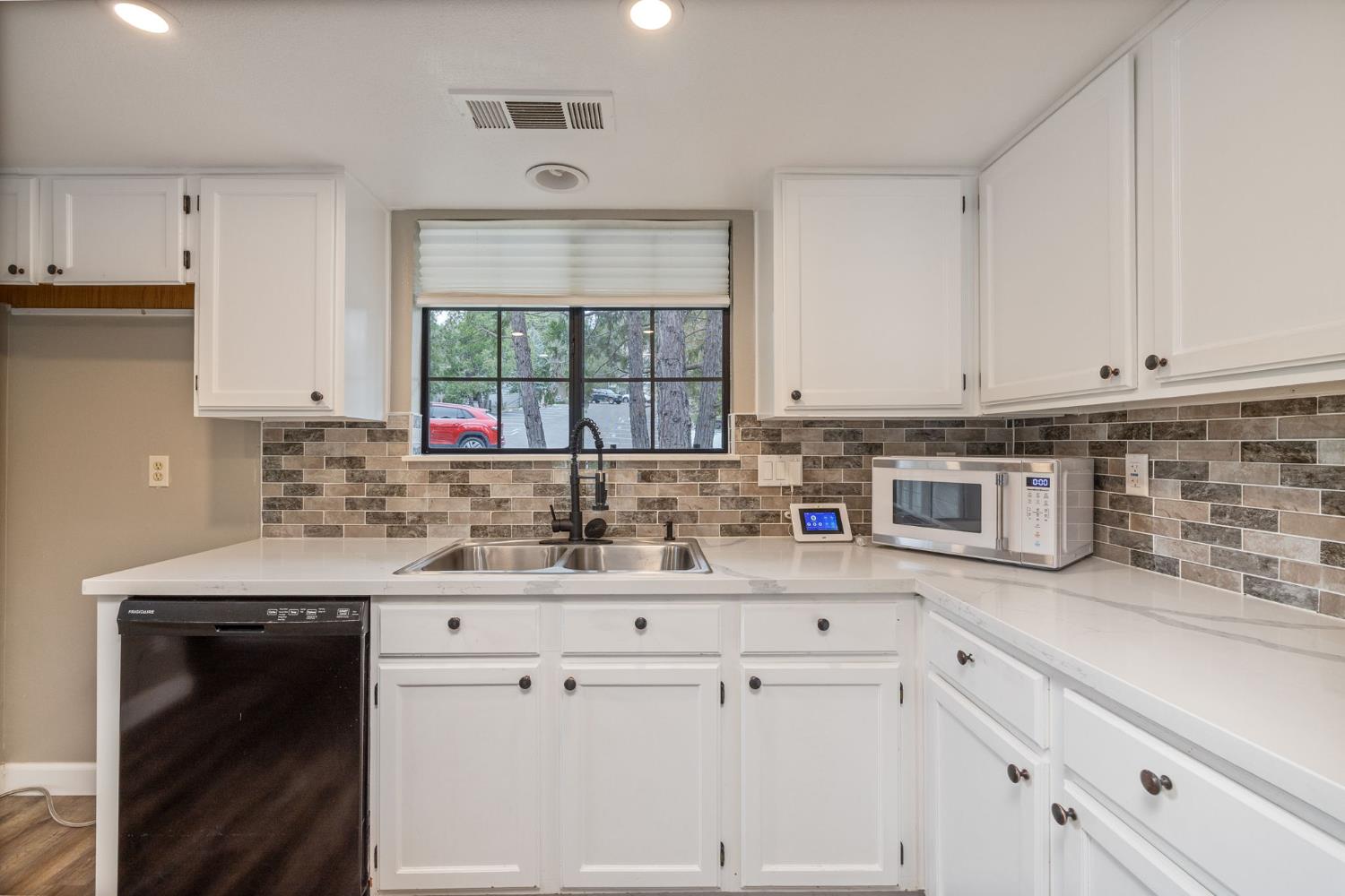 50850 Smoke Tree, Bass Lake, CA 93604